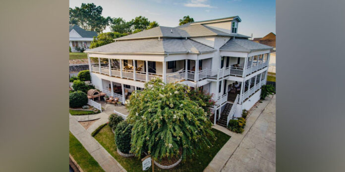 Lake-Guntersville-Bed-Breakfast