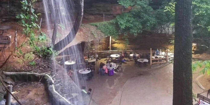 Rattlesnake-Saloon-Featured