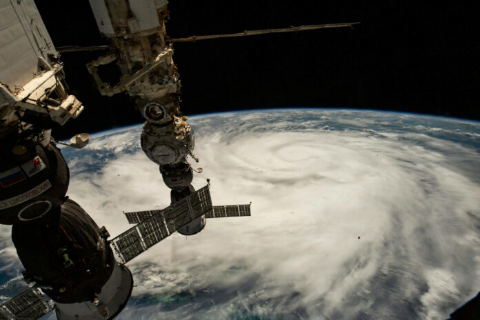 Hurricane-Ian-as-seen-from-the-International-Space-Station-scaled