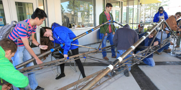 UAH-Engineering-School