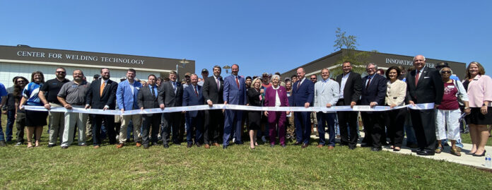 GrandOpening_RibbonCutting_9371