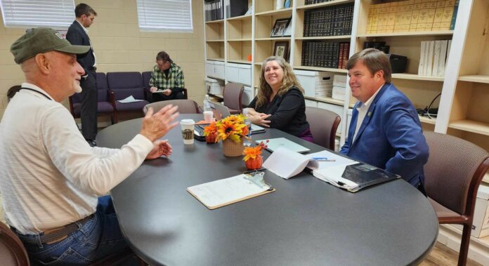 Strong-mobile-office-Pisgah